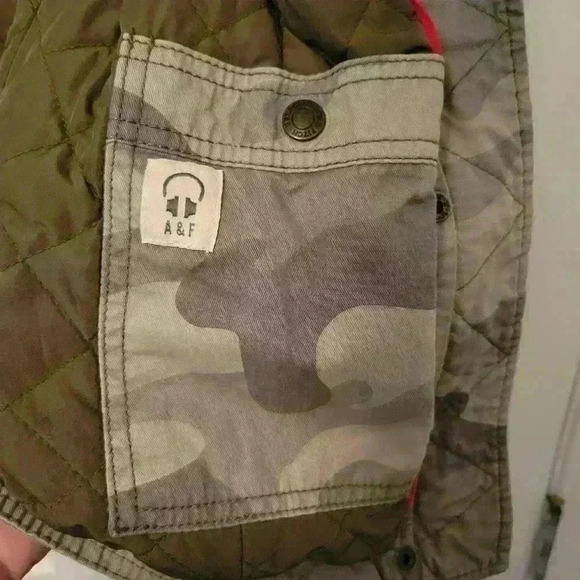 Abercrombie Fitch Y2K Camo Utility Jacket Small Quilted Lined Military Style - Picture 6 of 10